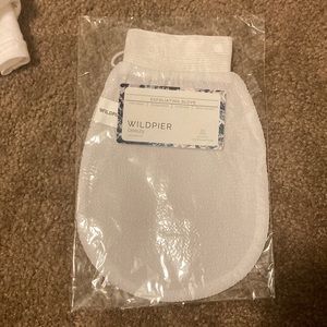 Wildpier exfoliating glove